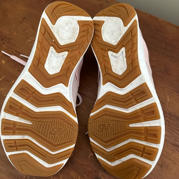 New Balance ladies sneakers with memory sole comfort insert - Picture 7 of 8